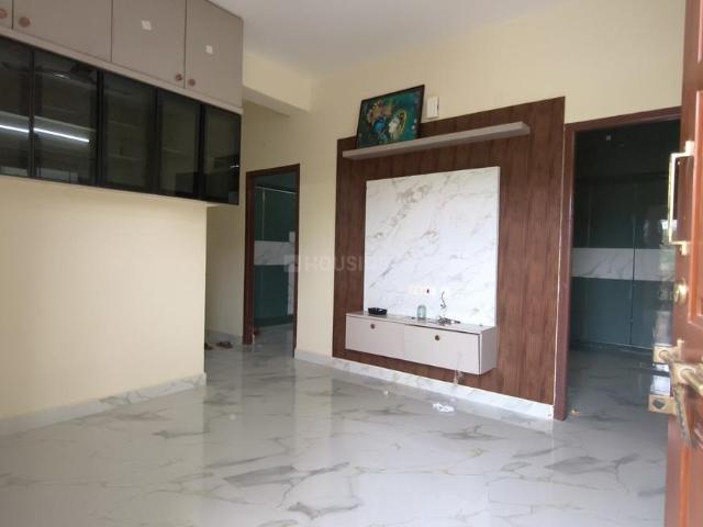 2 BHK Apartment in Kondapur for rent Hyderabad. The reference number is 21008771