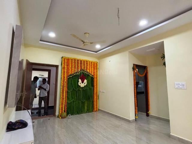 2 BHK Apartment in Kondapur for rent Hyderabad. The reference number is 21045148