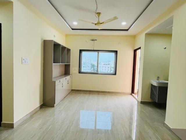 2 BHK Apartment in Kondapur for rent Hyderabad. The reference number is 21046894