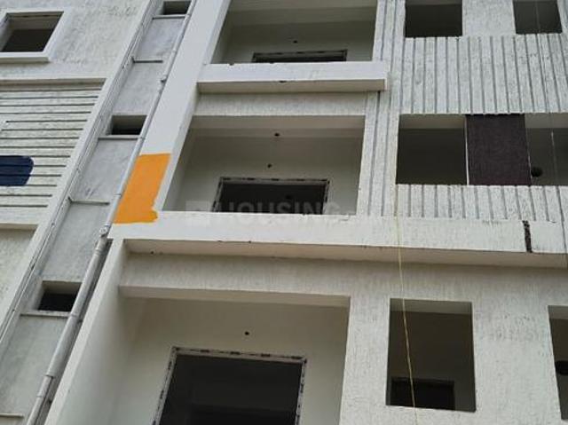 2 BHK Apartment in Kondapur for resale Hyderabad. The reference number is 20465739