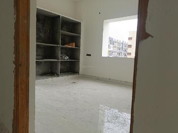 2 BHK Apartment in Kondapur for resale Hyderabad. The reference number is 20568172
