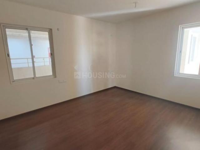 2 BHK Apartment in Kondapur for resale Hyderabad. The reference number is 21337799