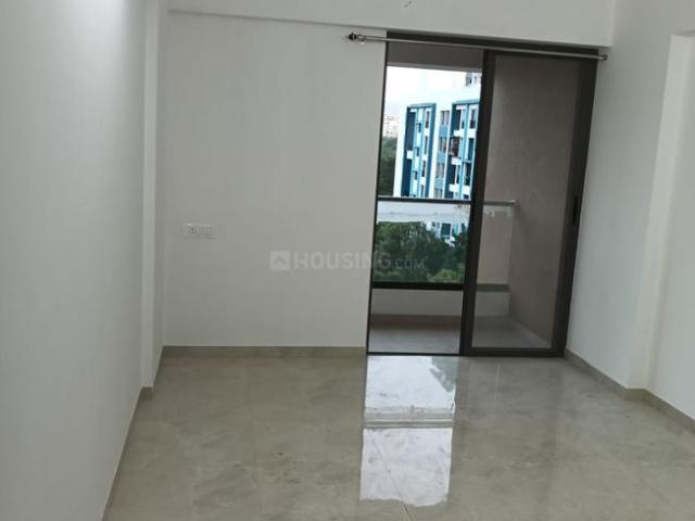 2 BHK Apartment in Kondhwa for rent Pune. The reference number is 20740125