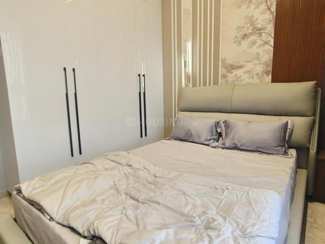 2 BHK Apartment in Kondhwa for rent Pune. The reference number is 21365974