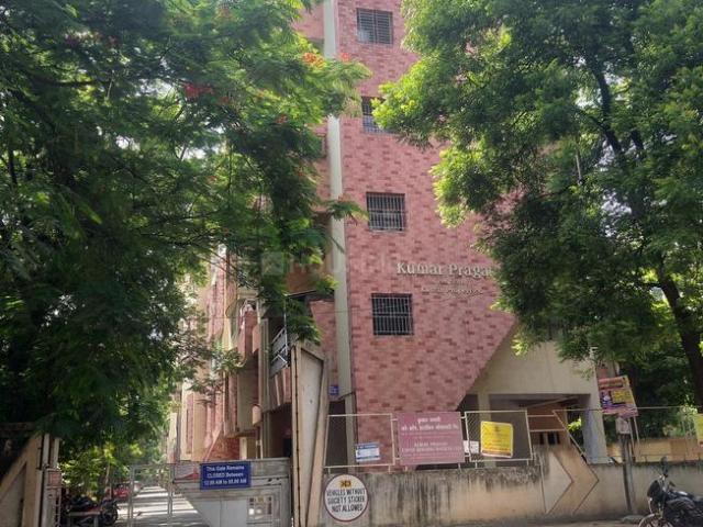 2 BHK Apartment in Kondhwa for resale Pune. The reference number is 20589542