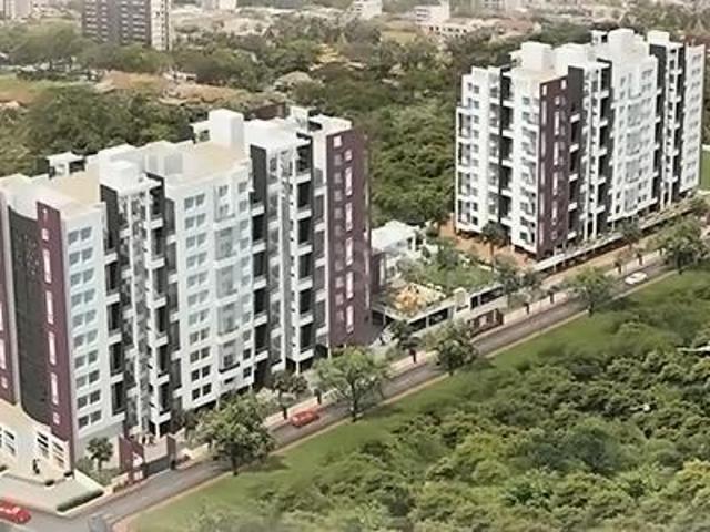 2 BHK Apartment in Kondhwa for resale Pune. The reference number is 20745011