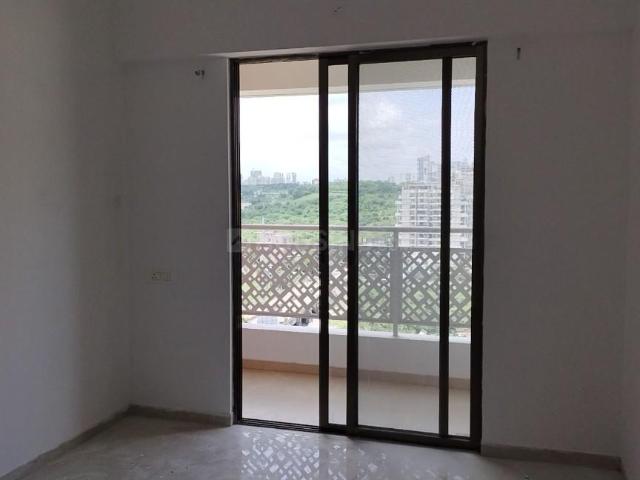 2 BHK Apartment in Kondhwa for resale Pune. The reference number is 21014341