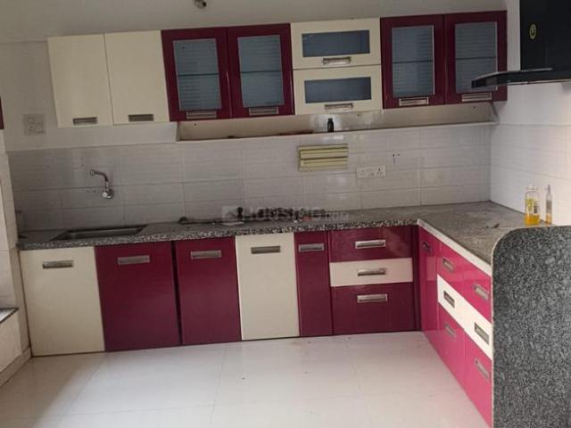 2 BHK Apartment in Kondhwa for resale Pune. The reference number is 21110378