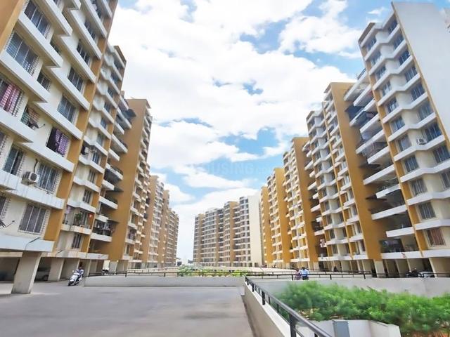 2 BHK Apartment in Kondhwa for resale Pune. The reference number is 21118626