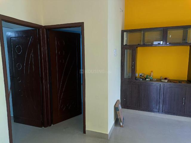 2 BHK Apartment in Korattur for rent Chennai. The reference number is 21349369