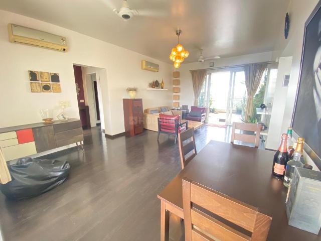 2 BHK Apartment in Koregaon Park for rent Pune. The reference number is 16475570