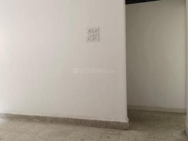 2 BHK Apartment in Koregaon Park for rent Pune. The reference number is 19739398