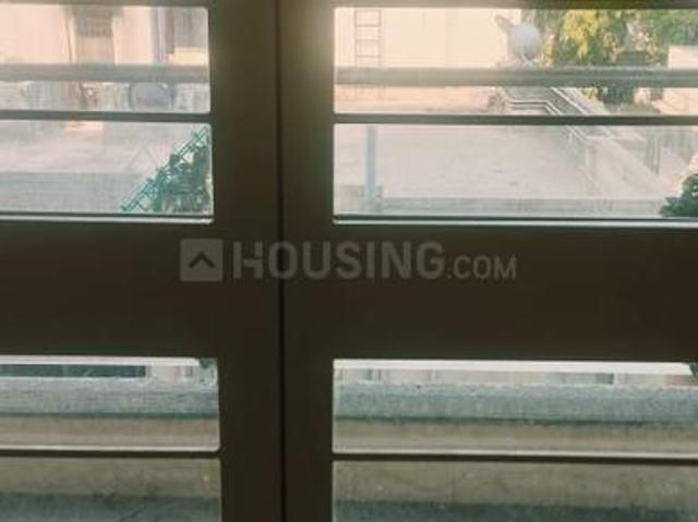 2 BHK Apartment in Koregaon Park for rent Pune. The reference number is 20420551