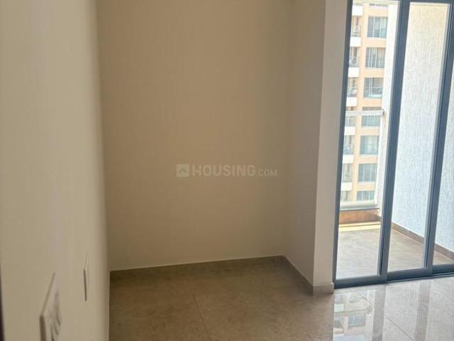 2 BHK Apartment in Koregaon Park for rent Pune. The reference number is 20579120