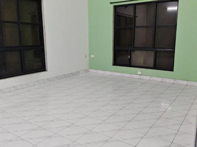 2 BHK Apartment in Koregaon Park for rent Pune. The reference number is 20625999