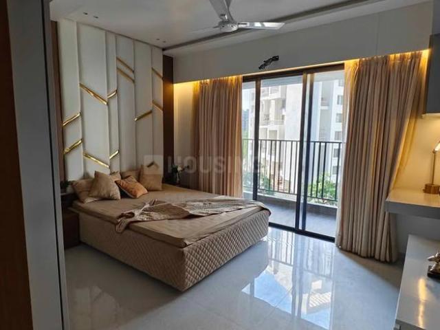 2 BHK Apartment in Koregaon Park for rent Pune. The reference number is 20670045