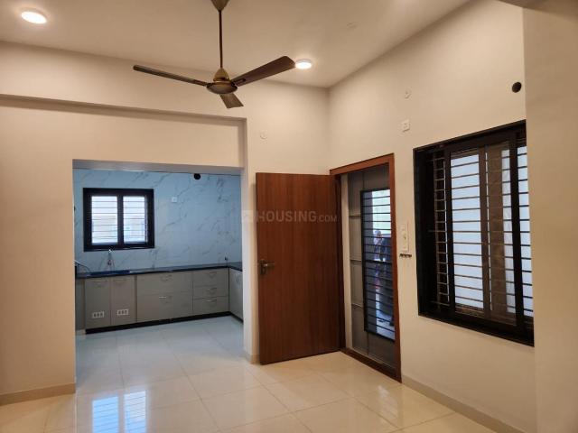 2 BHK Apartment in Katpadi for rent Vellore. The reference number is 21191407