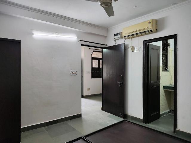 1 BHK Apartment in Sarvodaya Enclave for rent New Delhi. The reference number is 20157616