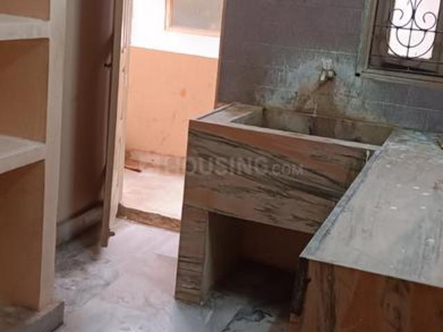 2 BHK Apartment in Kavadiguda for rent Hyderabad. The reference number is 20607326