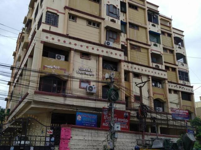 2 BHK Apartment in Kavadiguda for resale Hyderabad. The reference number is 20664372