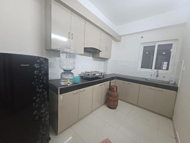 2 BHK Apartment in Kahilipara for rent Guwahati. The reference number is 20273899
