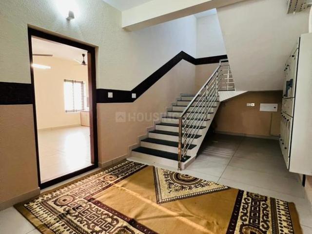 2 BHK Apartment in Kakkanad for rent Kochi. The reference number is 20877499