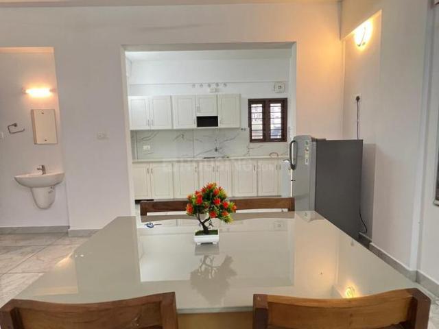 2 BHK Apartment in Kakkanad for rent Kochi. The reference number is 21306862