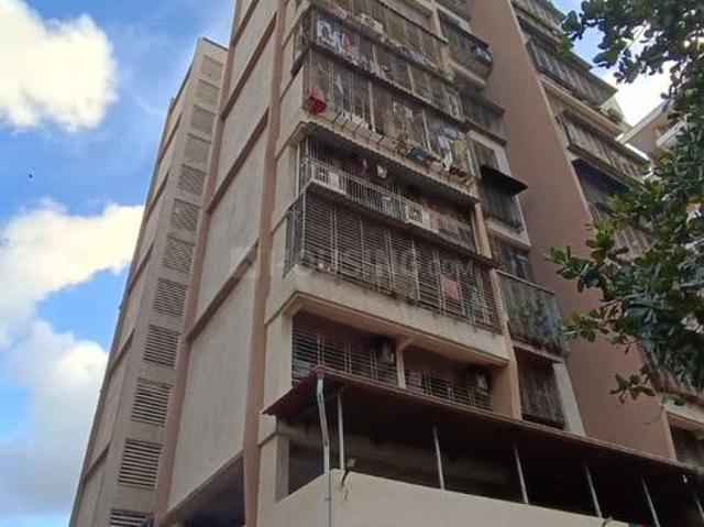2 BHK Apartment in Kalamboli for resale Navi Mumbai. The reference number is 20003246