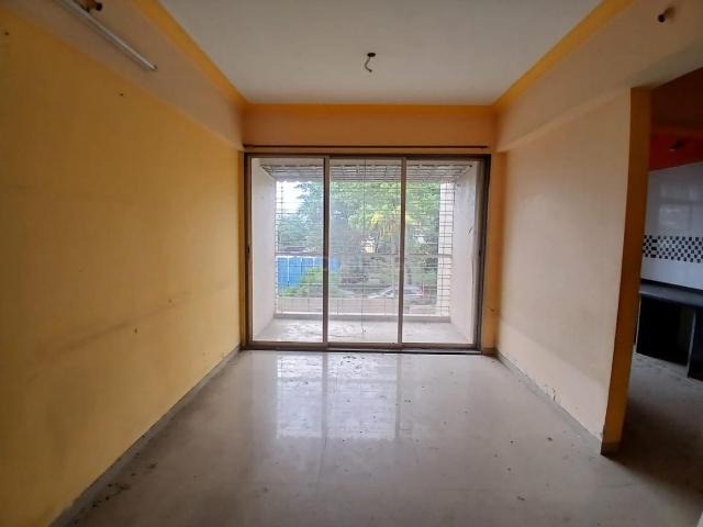 2 BHK Apartment in Kalamboli for resale Navi Mumbai. The reference number is 21019945