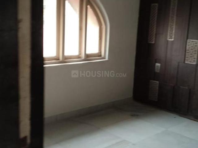 2 BHK Apartment in Kalighat for resale Kolkata. The reference number is 19329152