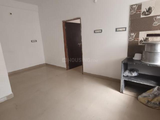 2 BHK Apartment in Kalighat for resale Kolkata. The reference number is 19704441