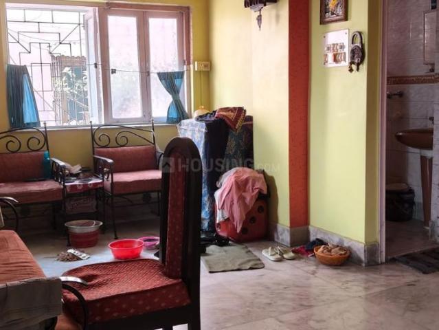 2 BHK Apartment in Kalighat for resale Kolkata. The reference number is 19712554