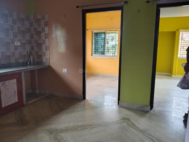 2 BHK Apartment in Kalikapur, EM Bypass for rent Kolkata. The reference number is 20900736