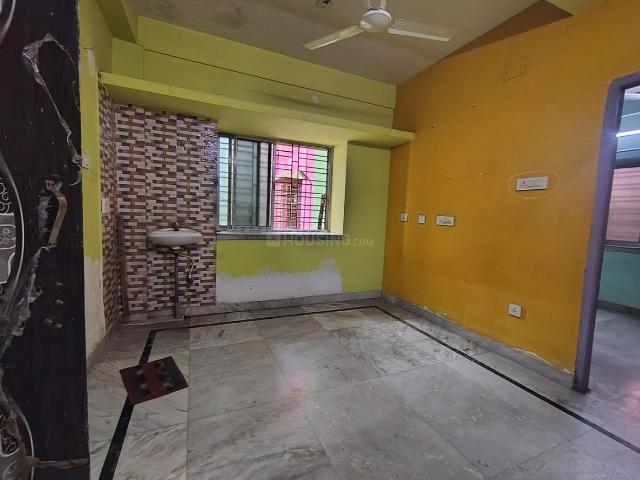 2 BHK Apartment in Kalikapur, EM Bypass for rent Kolkata. The reference number is 21059992