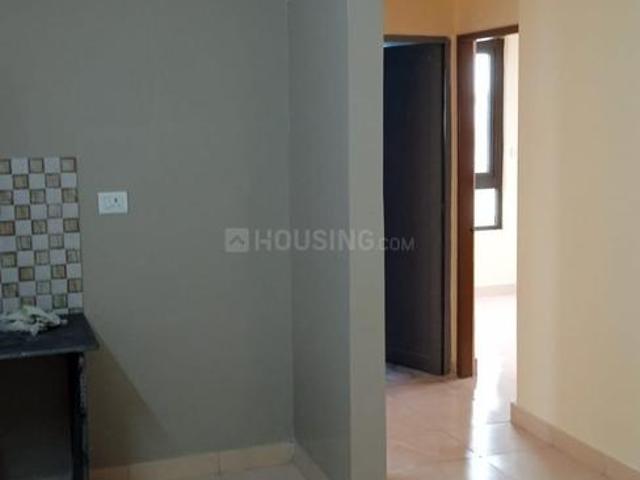 2 BHK Apartment in Kalikapur, EM Bypass for rent Kolkata. The reference number is 21085305