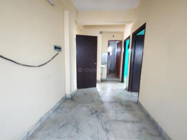 2 BHK Apartment in Kalikapur, EM Bypass for rent Kolkata. The reference number is 21360132