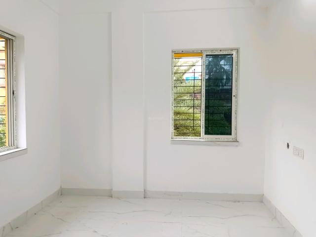 2 BHK Apartment in Kalikapur, EM Bypass for resale Kolkata. The reference number is 20137234