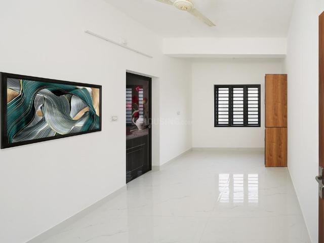 2 BHK Apartment in Kalletumkara for rent Thrissur. The reference number is 20336034