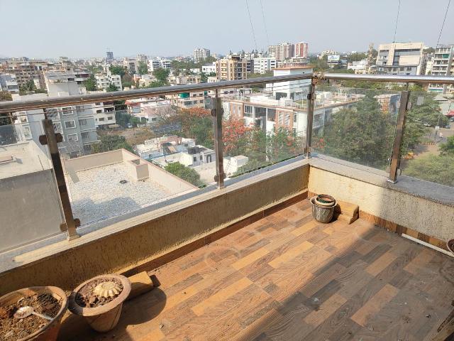 2 BHK Apartment in Kalpataru Nagar for rent Nashik. The reference number is 19251415