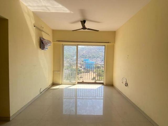 2 BHK Apartment in Kalwa for rent Thane. The reference number is 21180879