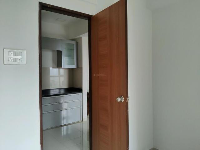 2 BHK Apartment in Kalwa for resale Thane. The reference number is 21158290