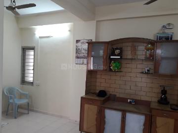 2 BHK Apartment in Kalupur for rent Ahmedabad. The reference number is 20372046