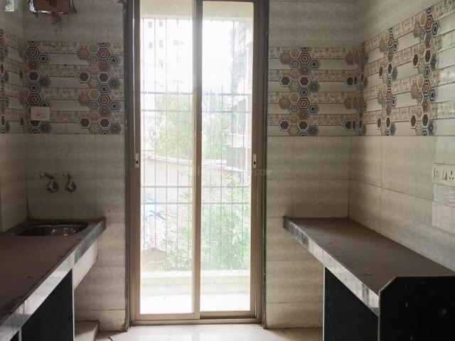 2 BHK Apartment in Kalyan East for resale Kalyan. The reference number is 17519835
