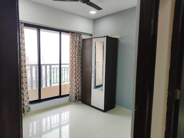 2 BHK Apartment in Kalyan West for rent Kalyan. The reference number is 19683807