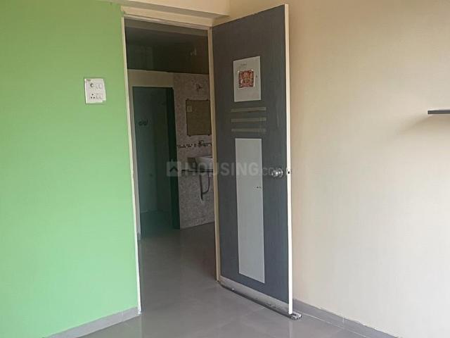 2 BHK Apartment in Kalyan West for rent Kalyan. The reference number is 19945642