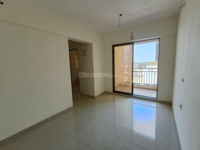 2 BHK Apartment in Kalyan West for rent Kalyan. The reference number is 20395182