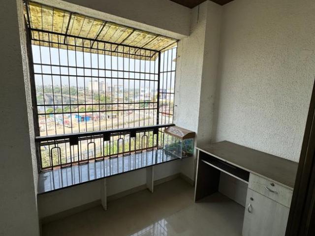 2 BHK Apartment in Kalyan West for rent Kalyan. The reference number is 20640208