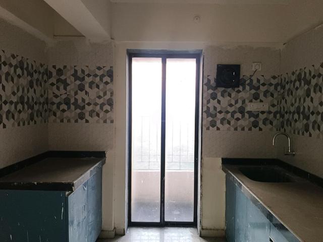2 BHK Apartment in Kalyan West for rent Kalyan. The reference number is 21159078