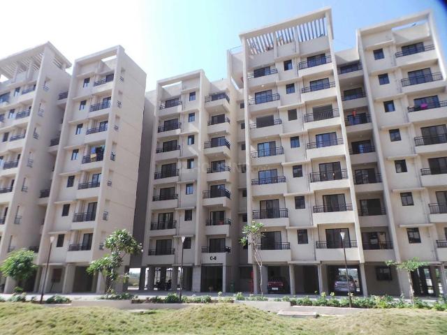 2 BHK Apartment in Kalyan West for rent Kalyan. The reference number is 21226347