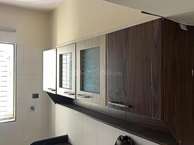 2 BHK Apartment in Kalyan West for resale Kalyan. The reference number is 18485511